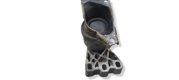 Volkswagen Transporter - Caravelle T5 Engine mount bracket 210521