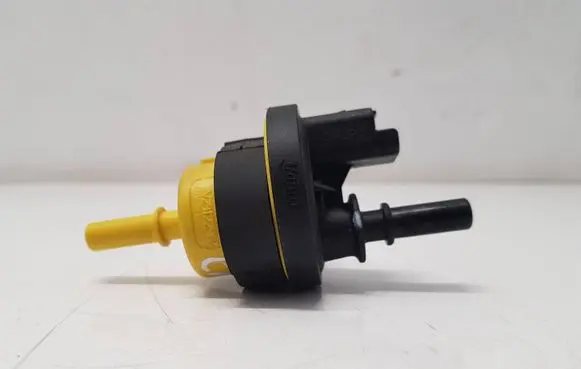 Renault Captur II Vacuum valve 149304569R