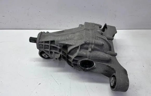 Volkswagen Touareg II Rear differential 4460310157