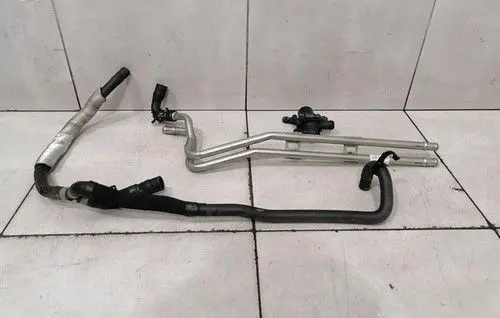 Aston Martin DB11 Coolant heater control valve AD4318495AA