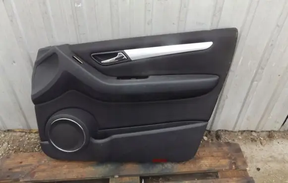 Mercedes-Benz A W169 Front door card panel trim