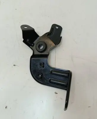 Honda Accord Radiator mount bracket 
