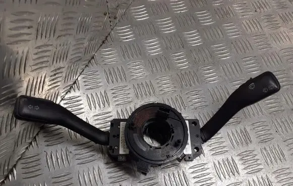 Skoda Fabia Mk1 (6Y) Headlight wiper switch 8L0953513G