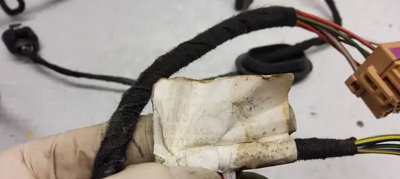 Volkswagen Transporter - Caravelle T5 Front door wiring loom 7H0971035NJ 1J0937731 1J0937733