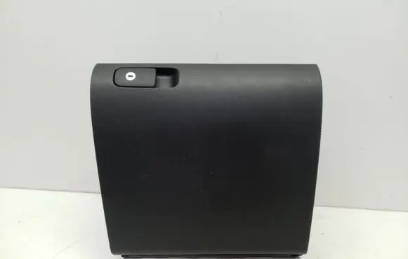 Volkswagen Tiguan Glove box 5M1857097Q