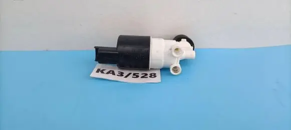 Peugeot 308 Windscreen/windshield washer pump 9645163380