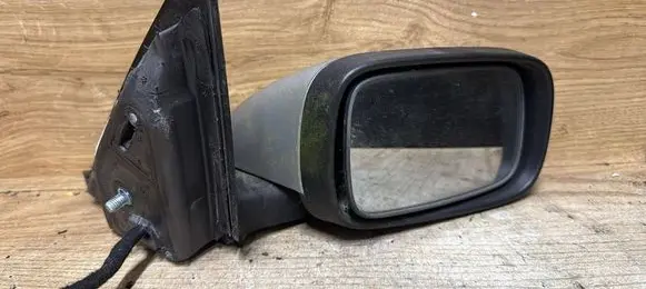 Volvo V50 Front door electric wing mirror 