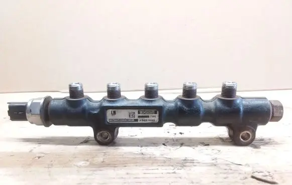 Volvo V70 Fuel pressure regulator 9655465480 9654592680