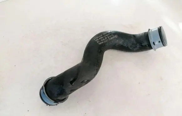 Mercedes-Benz C W204 Engine coolant pipe/hose a2045011682