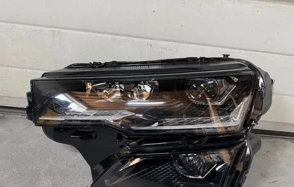 Skoda Karoq Headlight/headlamp 57B941035