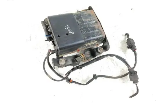 Porsche Panamera (970) Air suspension compressor/pump 97035815112 15155000883