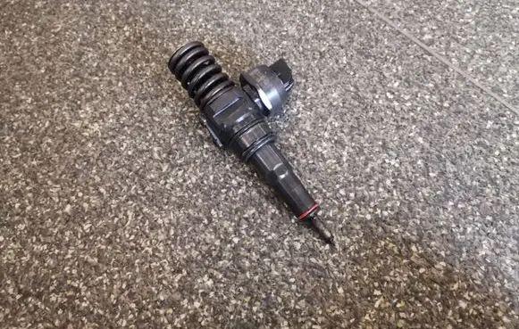 Volkswagen Caddy Fuel injector