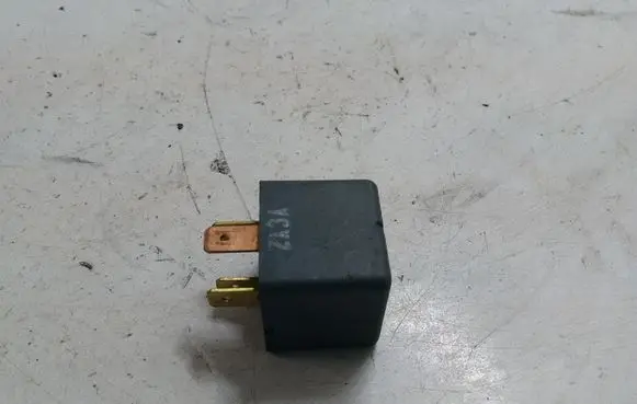 KIA Carens I Other relay 0K53A67740