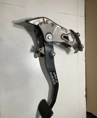 Toyota Auris E180 Brake pedal 89510-47050