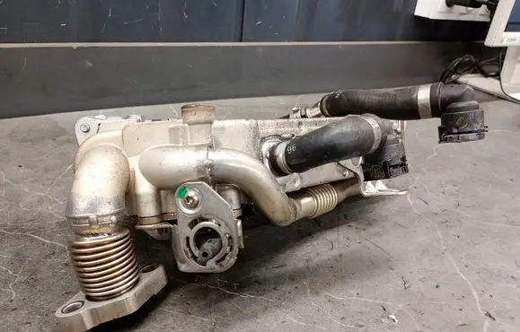 BMW X3 G01 EGR valve cooler 8599832