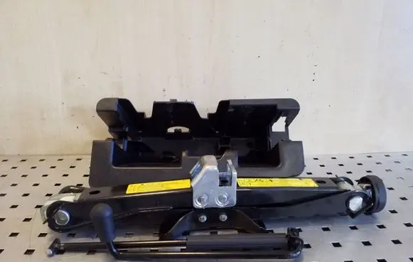 Audi A5 Sportback 8TA Lift Jack 8K0011031K 8K9813685