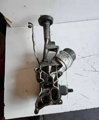 Fiat Doblo Oil filter mounting bracket