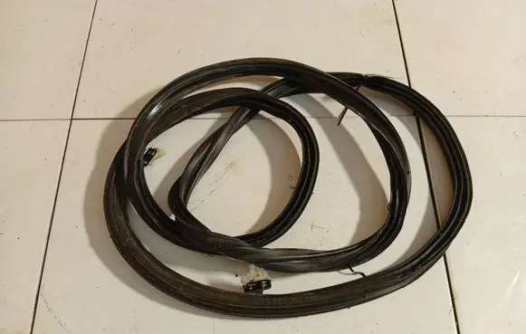 KIA Ceed Trunk rubber seal (body) 