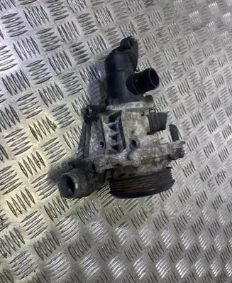Mercedes-Benz E W213 Water pump A6512000501