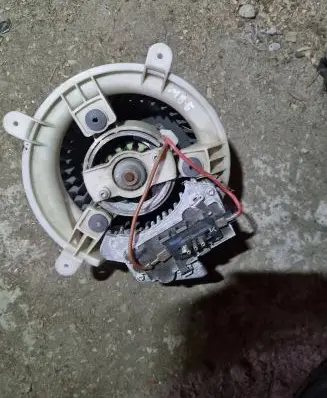 Mercedes-Benz E W211 Heater blower motor/fan resistor 2108206210 5399875310 9140010261