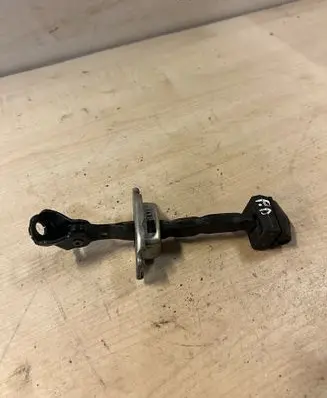 Honda CR-V Front door check strap stopper