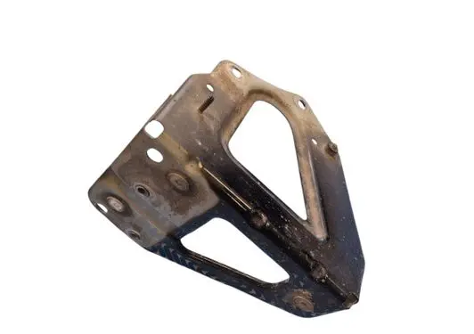 Audi A6 S6 C6 4F Fender mounting bracket 4F0821135