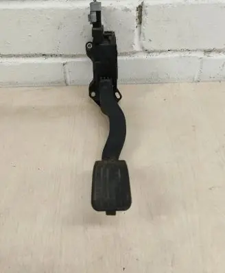 Peugeot 207 Accelerator throttle pedal 9681844080 6PV00994900