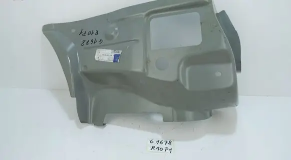 Mercedes-Benz Vito Viano W447 Headlight/headlamp mounting bracket A4476300205