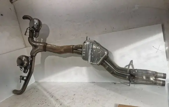 Audi RS Q8 Muffler/silencer 4M8120A 3620