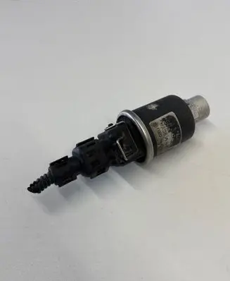 Volkswagen Bora Air conditioning (A/C) pressure sensor 1H0959139B