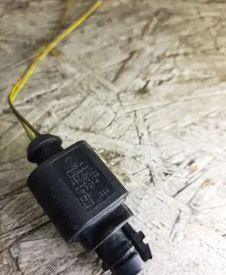 Audi A6 S6 C6 4F Outside/external air temperature sensor 1J0973702