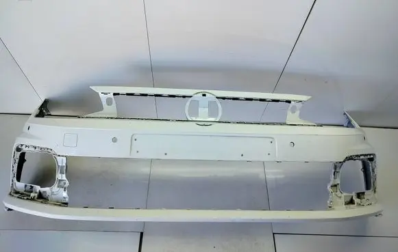 Volkswagen Polo VI Front bumper 2G0807221