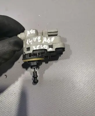 Toyota Verso Headlight level adjustment motor 