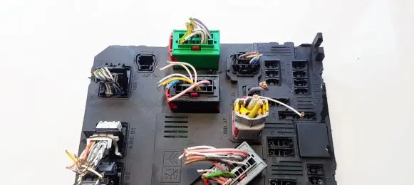 Peugeot 407 Comfort/convenience module S120104600J