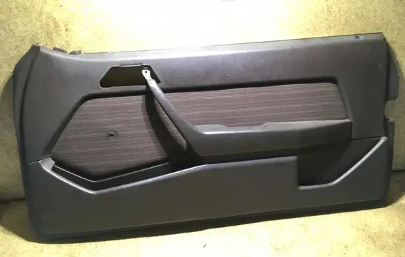 Mercedes-Benz E W124 Front door card panel trim 