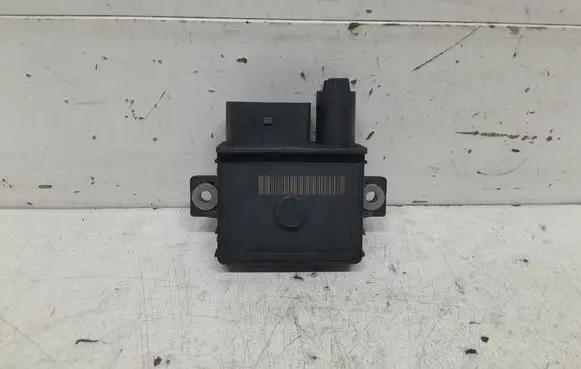 BMW 5 E60 E61 Glow plug pre-heat relay 0522120102