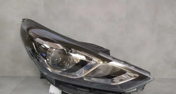 Hyundai i30 Headlight/headlamp 92102G4510 PP2RRH06 R009RP2R0059579