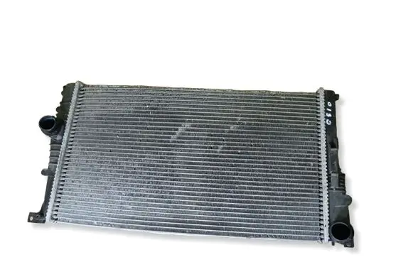 BMW 4 F32 F33 Coolant radiator 7600511 1527231