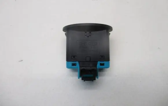 Hyundai i10 Passenger airbag on/off switch 