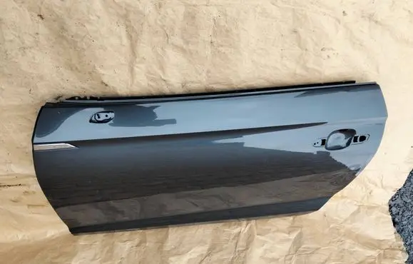 Audi A5 Door (2 Door Coupe) 8W6831051A