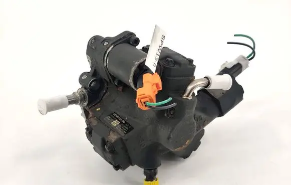 Ford Focus Fuel injection high pressure pump 9653023580 A2C20000598