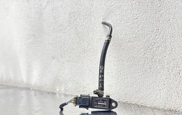 Opel Vectra C Exhaust gas pressure sensor 55198717 0281002771 0710013FF5