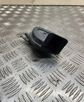 Nissan Navara D40 Horn signal