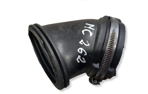 Land Rover Evoque I Air intake duct part 