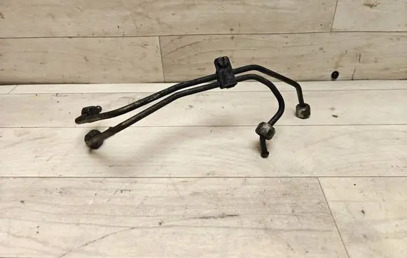 Opel Vectra C Fuel injector supply line/pipe 