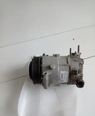 Chrysler Pacifica Air conditioning (A/C) compressor (pump) P68225206AA