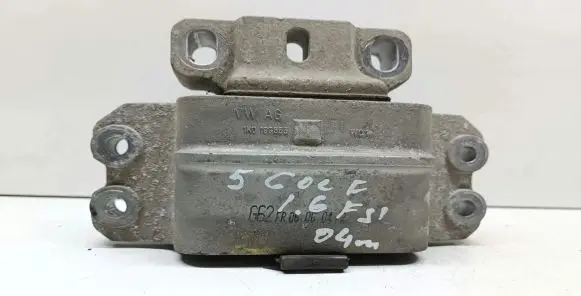 Volkswagen Golf V Engine mount bracket 1K0199555