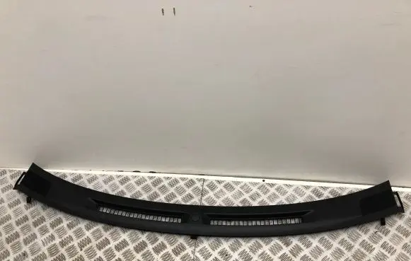 Nissan Qashqai Panel trim 683104EH0A 683P24EH0A