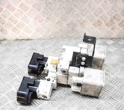 Jaguar I-Pace Air conditioning (A/C) expansion valve J9D310C708BB J9D38D304AA
