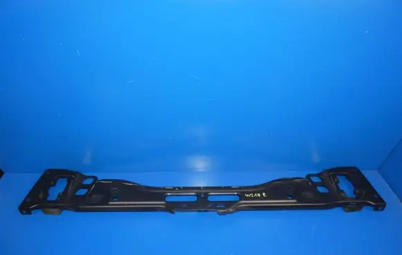 Mercedes-Benz CLS C218 X218 Radiator support slam panel A2186200072 067A